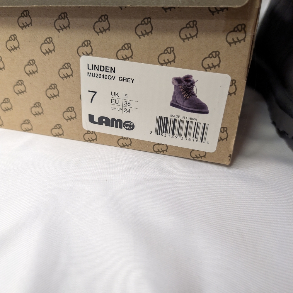 Lamo Winter Suede Boots Gray Splash Proof Size 7 Comfort Foot Faux Fur NIB - Picture 12 of 13